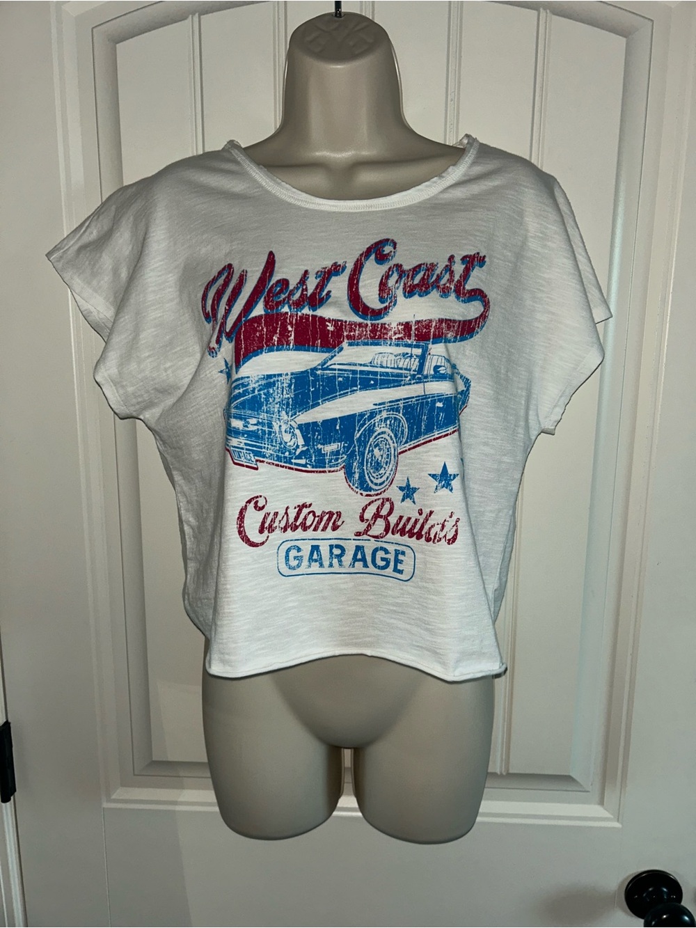 NEW Lalaland White 'West Coast Custom Builds' Graphic Crop Tee Sz M
